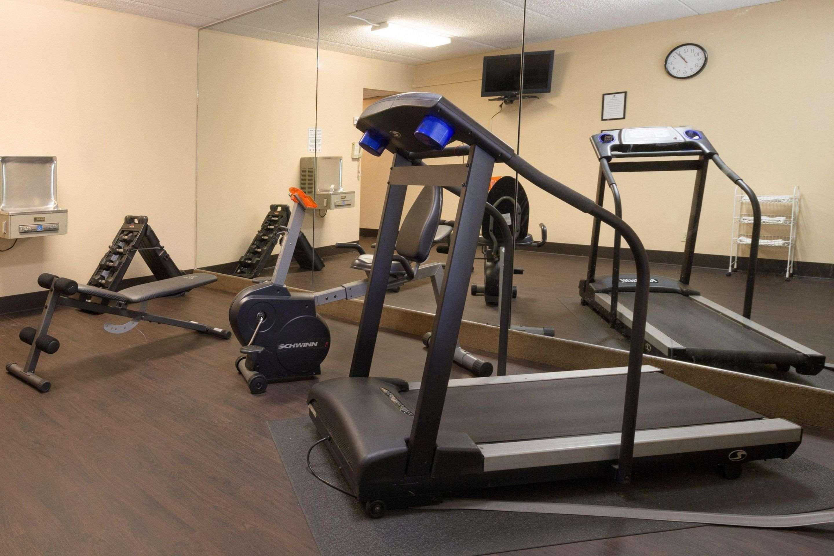 Comfort Inn & Suites Syracuse-Carrier Circle Източна Сиракуза Екстериор снимка