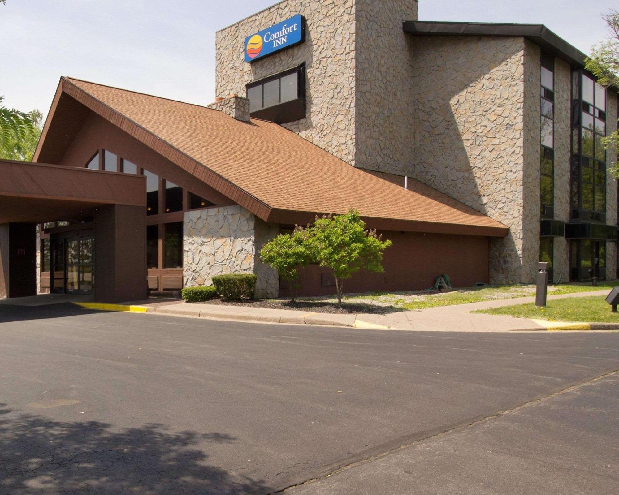 Comfort Inn & Suites Syracuse-Carrier Circle Източна Сиракуза Екстериор снимка