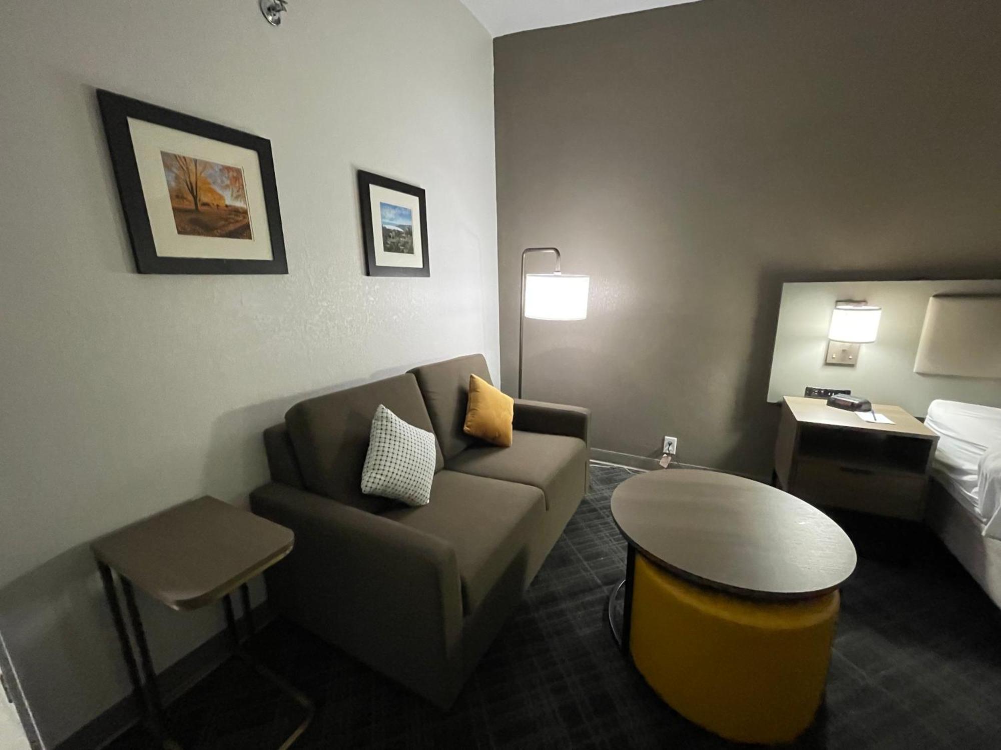 Comfort Inn & Suites Syracuse-Carrier Circle Източна Сиракуза Екстериор снимка