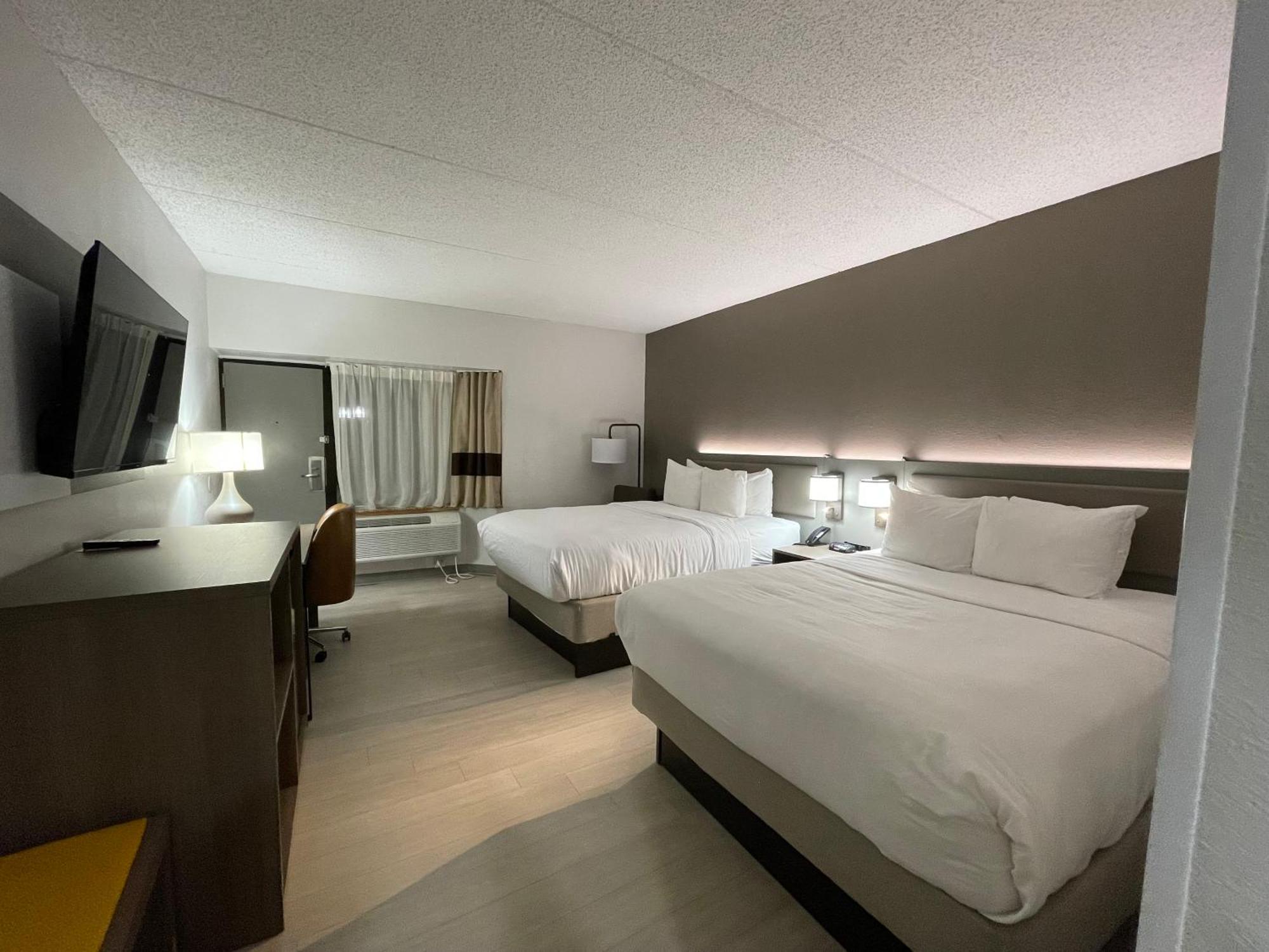 Comfort Inn & Suites Syracuse-Carrier Circle Източна Сиракуза Екстериор снимка