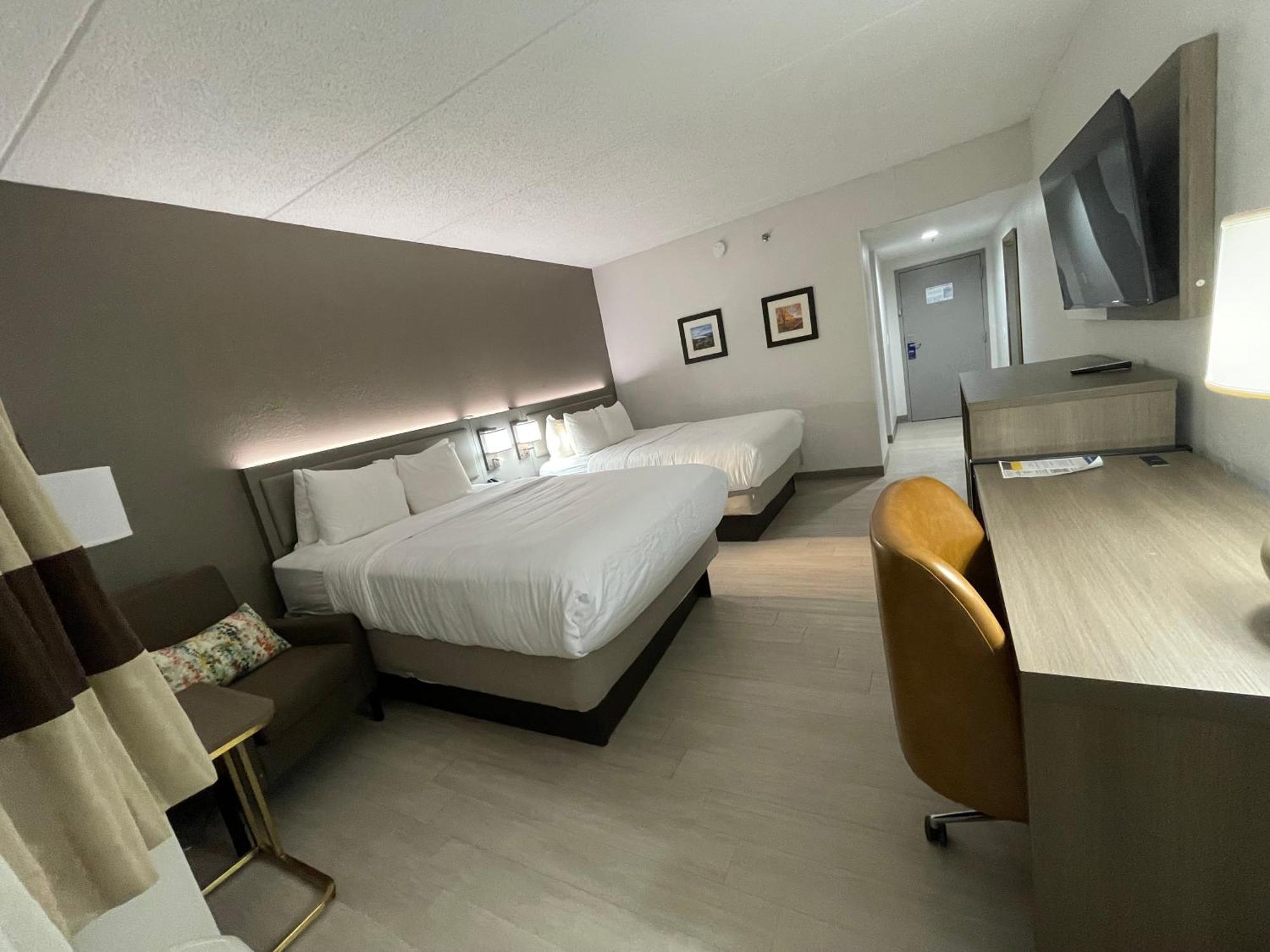 Comfort Inn & Suites Syracuse-Carrier Circle Източна Сиракуза Екстериор снимка
